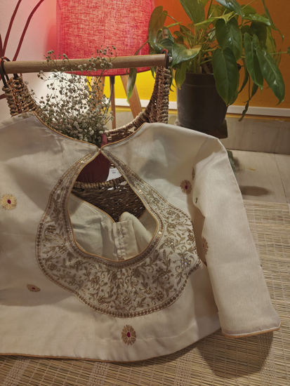 Ivory & Gold – A Subtle Statement
