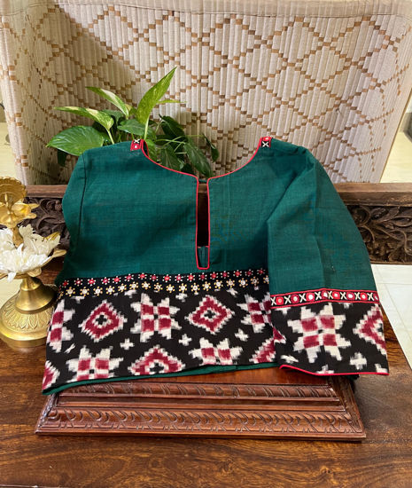 Chaya in Emerald & Telia Rumal Tones