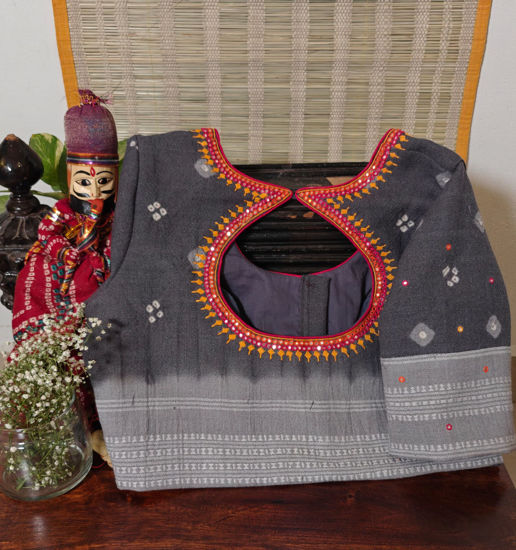🌿 Bandhani Traditions