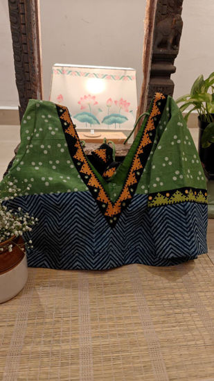 Sungudi • Green & Indigo • Kutchi Threads 🌿💙🧵