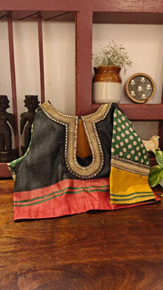 Vintage Threads on Tussar