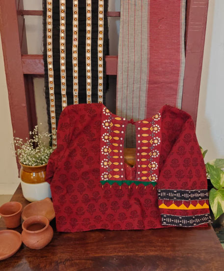 Ajrakh • Tribal • Vibrant Threads 🔴🌿🧵