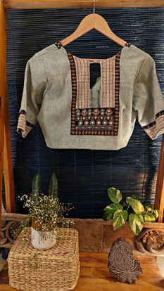 • PASTEL GREEN & TRIBAL THREADS 🌿