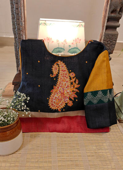 Charcoal & Kasuti. Tussar tales