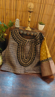 Threads of Vintage Gold